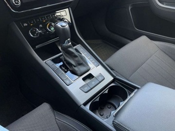 Skoda Superb III Kombi Facelifting 2.0 TDI SCR 150KM 2022 Skoda Superb 2.0TDI 150 Style SerwisASO SalonPL Virtual Matrix Nawi Kessy, zdjęcie 25