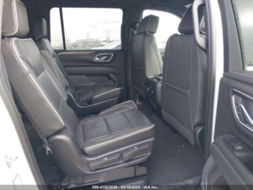 Chevrolet Suburban GMT900 2023 Chevrolet Suburban 2023r., 4x4, 5.3L 5.3 Benzyna 355KM, zdjęcie 9