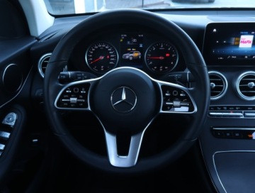 Mercedes GLC C253 SUV Facelifting 2.0 200d 163KM 2021 Mercedes GLC GLC 200 d 4MATIC, Salon Polska, zdjęcie 21
