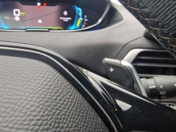 Peugeot 3008 II Plug-In Hybrid Facelifting 1.6 HYBRID 225KM 2021 Peugeot 3008 hybrid, zdjęcie 30