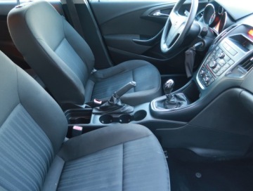 Opel Astra J Sports Tourer Facelifting 1.4 Twinport ECOTEC 100KM 2013 Opel Astra 1.4 16V, Salon Polska, GAZ, Klima, zdjęcie 8