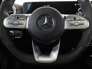 Mercedes CLA C118/X118 Shooting Brake Plug-In 1.3 250e 218KM 2021 Mercedes CLA 250 PHEV Multibeam LED, zdjęcie 20