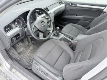 Skoda Superb II Outdoor 1.6 TDI CR DPF 105KM 2014 Škoda Superb Skoda Superb 1.6 TDI 105KM 2014r., zdjęcie 11