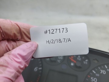 AUDI A4 B5 1.8T PŘÍSTROJOVÁ DESKA BUDÍKY 8D0920900P