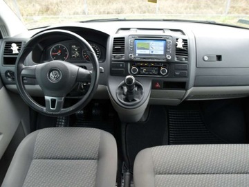 Volkswagen Caravelle T5 Caravelle Facelifting długi rozstaw osi 2.0 TDI 140KM 2013 Volkswagen Caravelle 9cio osobowa_HAK 2.0 Diesel 141KM, zdjęcie 15