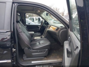 Cadillac Escalade III 2014 Cadillac Escalade Platinum 2014 6.2 Benzyna 403KM, zdjęcie 10