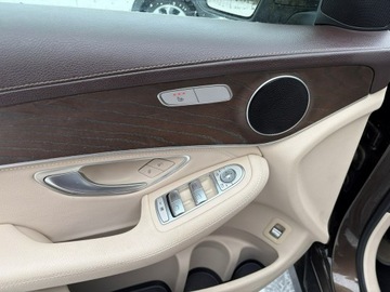 Mercedes GLC C253 SUV 2.0 250 211KM 2015 Mercedes GLC 250 211 KM 4x4 Europa Skóry LEDy ILS, zdjęcie 13
