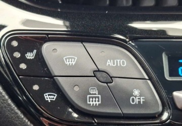 Toyota C-HR I Crossover 1.8 Hybrid 122KM 2018 Toyota C-HR Toyota C-HR 1.8 Hybryda 122KM, zdjęcie 28