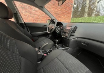 Hyundai i30 I Hatchback 1.4 109KM 2009 Hyundai i30 Alu Klima Isofix Gwarancja w cenie Warszawa VFXW 1.4 Benzyna, zdjęcie 6