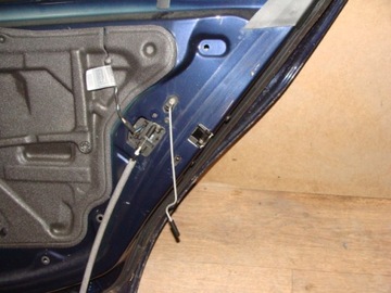 Zamek drzwi lewy lub prawy tył tylny 5 PIN 318 d BMW 3 E90 E91