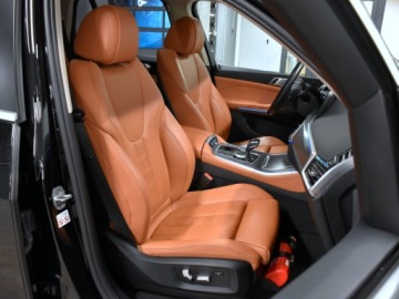 BMW X5 G05 SUV 3.0 40i 340KM 2020 BMW X5 Panorama/ Dostęp Komfortowy/ Elektryczne Fo, zdjęcie 12