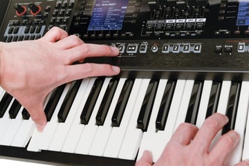 ROLAND E-A7 Профессиональный клавишный аранжировщик-сэмплер