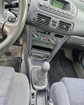 Toyota Corolla VIII Kombi 1.4 VVti 97KM 2001 Toyota Corolla Toyota Corolla 1.4 Terra1 1.4 Benzyna 97KM, zdjęcie 12