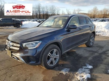 Mercedes CLC 2020 Mercedes-Benz CLC 300 4matic 2.0 Benzyna 255KM