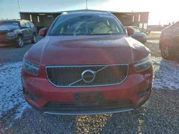 Volvo XC40 2021 Volvo XC 40 T5 Momentum 2021 2.0 Benzyna 248KM, zdjęcie 5