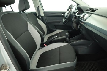 Skoda Fabia III Kombi 1.2 TSI 90KM 2015 Skoda Fabia 1.2 TSI, Salon Polska, Klima, zdjęcie 6
