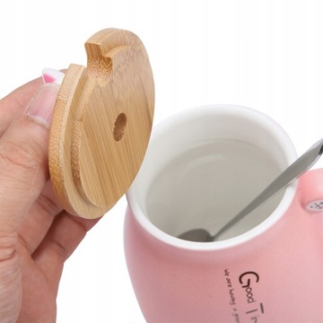 KUBEK CERAMICZNY 420ML Z ŁYŻECZKĄ POKRYWKĄ