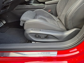 Skoda Superb IV Liftback 2.0 TSI 204KM 2025 Skoda Superb Sportline 2.0 TSI 204KM Auto z placu, zdjęcie 16