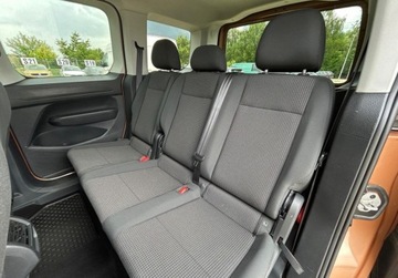 Volkswagen Caddy V Caddy 1.5 TSI 114KM 2021 Volkswagen Caddy Pakiet Ziomwy, GPS, Tempomat, Podgrzewane fotele, Kamera, zdjęcie 17
