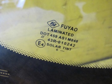 BERLINGO PARTNER 3 III SKLO (OKNO) ČELNÍ PŘEDNÍ SENSOR