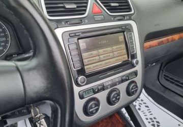 Volkswagen EOS 2008 Volkswagen Eos SLICZNY 2.0 Turbo 200KM Bogata Wersja NISKI PRZEBIEG Orygin, zdjęcie 19