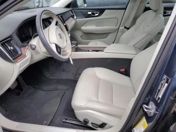 Volvo 2019 Volvo S60 2019r., T5 MOMENTUM 2.0 Benzyna 258KM, zdjęcie 6