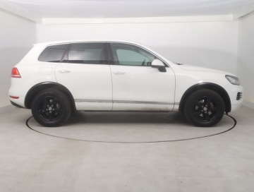 Volkswagen Touareg II SUV 3.0 V6 TDI BlueMotion  245KM 2014 VW Touareg 3.0 TDI, Salon Polska, Serwis ASO, zdjęcie 5