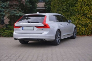 Volvo V90 II Kombi 2.0 D5 235KM 2019 Volvo V90 SalonPL, D5 AWD, Tempomat ACC, Skora, Navi, LED, Klima 2stref, F, zdjęcie 4