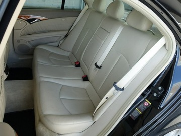 Mercedes Klasa E W211 Sedan W211 3.5 V6 (350) 272KM 2005 Mercedes E 350 3.5 V6 270KM/Beżowe skóry/ I, zdjęcie 18