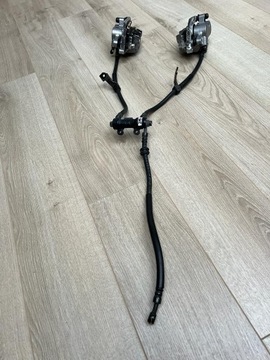 Kawasaki ZR7 Суппорты Тормозные трубки передние