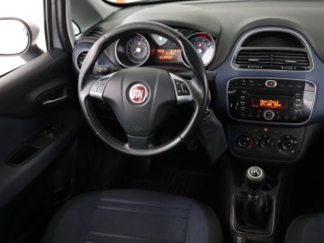 Fiat Punto Grande Punto Hatchback 5d 1.4 8v 77KM 2010 Fiat Punto Evo 1.4, Salon Polska, GAZ, Klima, zdjęcie 6