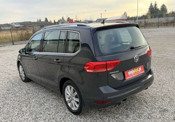 Volkswagen Touran III 2.0 TDI 150KM 2018 Volkswagen Touran Touran 2.0 TDI 150 km Bezwypadkowy 2018r Warszawa, zdjęcie 4