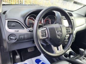 Dodge Journey 3.6 V6 287KM 2015 DODGE JOURNEY Crossroad V6 3.6 benzyna 287KM Dokumentacja 7 osobowyVAT23%, zdjęcie 6