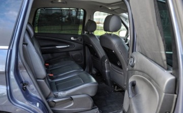 Ford S-Max I Van Facelifting 2.0 Duratorq TDCi DPF 140KM 2011 Ford S-Max 2,0TDCI Automat Lift Skory 2.0 Diesel 140KM, zdjęcie 11