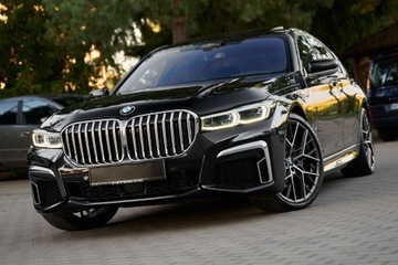 BMW Seria 7 G11-G12 Sedan Facelifting 3.0 730d 286KM 2022 M-PAKIET Z PEŁNYM PAKIETEM CHROM__ MEGA WYPOSAŻENIE