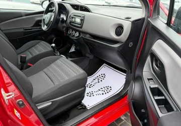 Toyota Yaris III Hatchback 5d Facelifting 1.0 VVT-i 69KM 2016 Toyota Yaris Salon Polska, Serwis ASO, Czujniki park. 1 rej IV 2017r. 69KM, zdjęcie 12