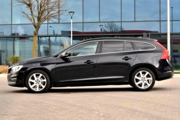 Volvo V60 I Kombi 2.0 D3 136KM 2013 Volvo V60 LiFT 2,0D 5-Cilindrów Automat Ledy, zdjęcie 13