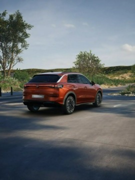 Volkswagen T-Roc I SUV Facelifting 1.5 TSI ACT 150KM 2026 Volkswagen T-Roc Wersja R-Line 1.5 eTSI 150 KM DSG, zdjęcie 5