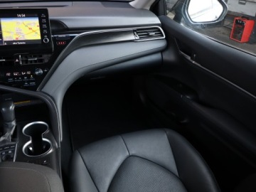 Toyota Camry IX Sedan 2.5 Hybrid Dynamic Force 218KM 2021 Toyota Camry 2.5 Hybrid, Salon Polska, zdjęcie 7