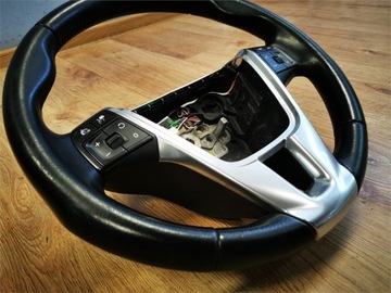 VOLVO V60 I ​​LIFT 13-18 РУЛЕВАЯ КРАСНАЯ КОЖА