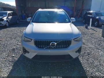 Volvo XC40 2023 Volvo XC 40 B5 Ultimate Bright Theme 2023 2.0 Benzyna 247KM, zdjęcie 7