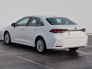 Toyota Corolla XII Sedan Facelifting 1.5 VVT-i 125KM 2023 Toyota Corolla 1.5 VVT-i, Salon Polska, zdjęcie 3