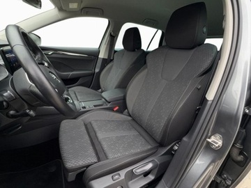 Skoda Octavia IV Scout 1.5 TSI ACT 150KM 2022 Skoda Octavia Virtual Cockpit, tempomat, kamera cofania 1.5 Benzyna 150KM, zdjęcie 12