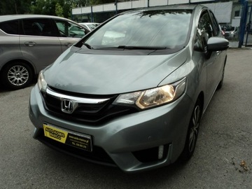 Honda Jazz IV Mikrovan 1.3 i-VTEC 102KM 2015 Honda Jazz sprzedam HONDE JAZZ z 2015r 1.4b