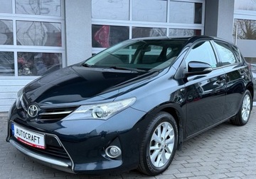 Toyota Auris II Hatchback 5d Dual VVT-i 100 99KM 2013 Toyota Auris Salon Polska, Serwis ASO, KameraCzujniki parkowania 1.3 99KM, zdjęcie 1