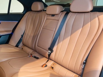 Mercedes Klasa E W214 Sedan 2.0 220d 197KM 2025 E Klasa 220 d 4-Matic AMG 2.0 197KM 2025, zdjęcie 8