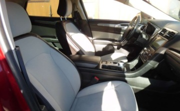 Ford Fusion 2020 Ford Fusion 2020r, 1.5 Benzyna. Uszkodzone prawy bok. Jezdzi. 1.5 Benzyna, zdjęcie 12