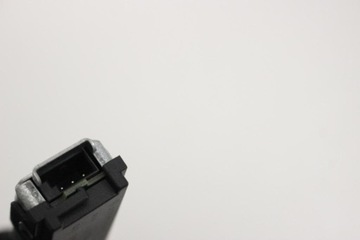 ANTÉNA MERCEDES-BENZ SLK (R172) A2319058100 2.1L DIESEL 150KW 2015