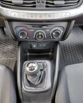 Fiat Tipo II Sedan 1.4 95KM 2019 Fiat Tipo 1.4 Benzyna 95KM, zdjęcie 9