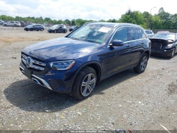 Mercedes GLC C254/X254 2022 Mercedes-Benz GLC 300 4Matic 2022 2.0l 2.0 Benzyna 255KM, zdjęcie 1